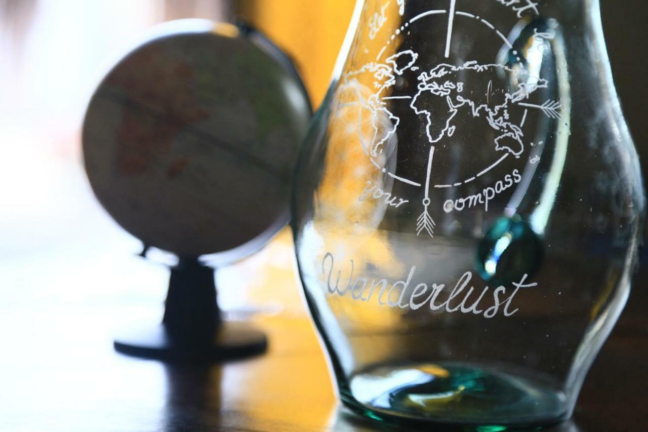 Wanderlust Guest House อูบาตูบา ภายนอก รูปภาพ